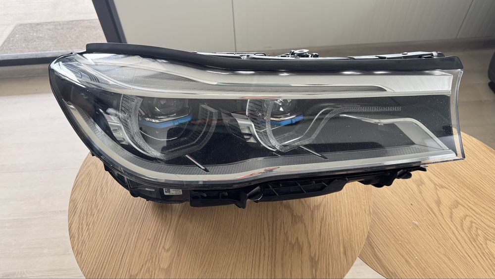 BMW G11 G12 десен фар Laserlight