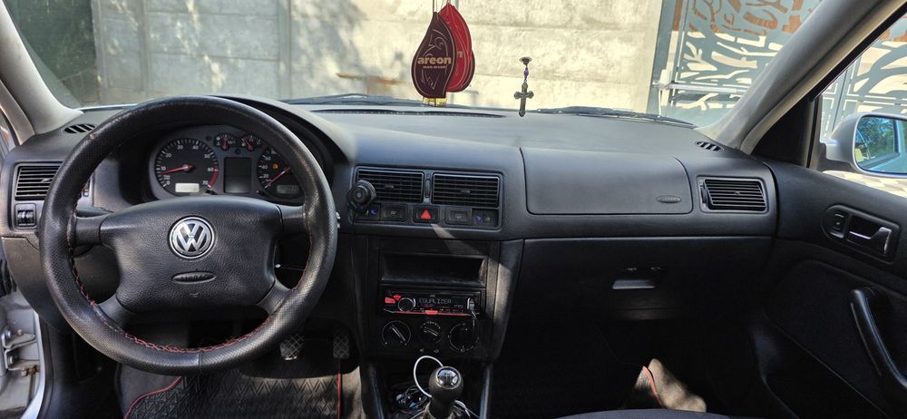 Volkswagen Golf 4 Edition 1.4 16V