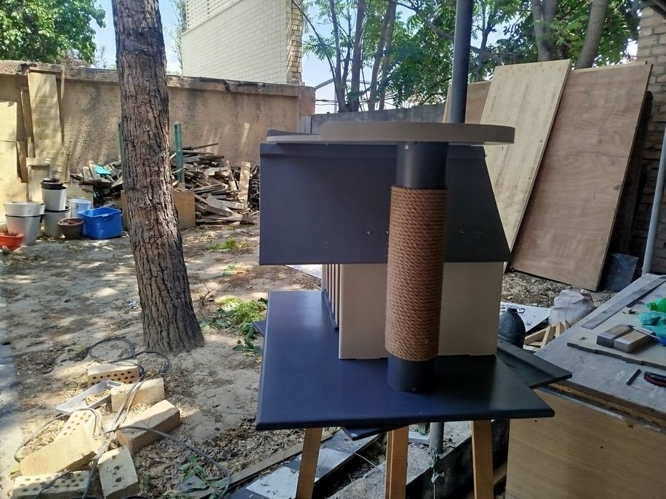 Продам домик для кошек