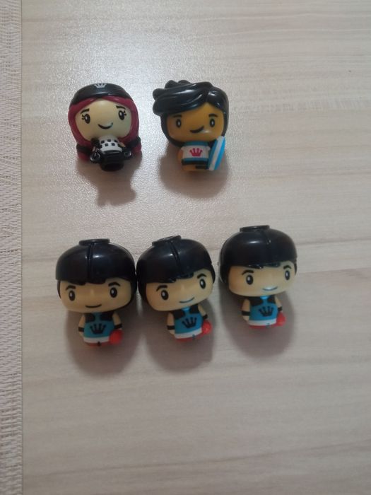 Киндер играчки различни колекций