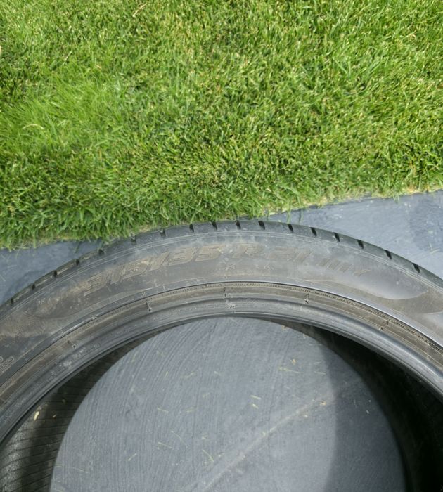 Anvelope vara Pirelli 315/ 35 si 275/ 40 R21