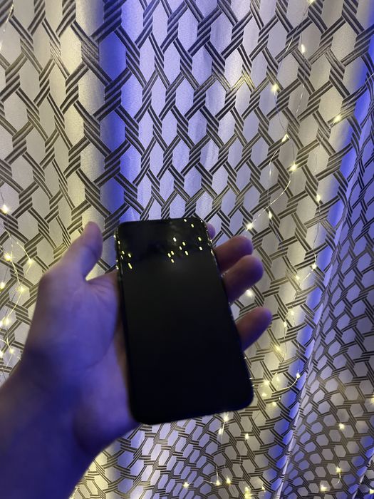 Продам iphone xs