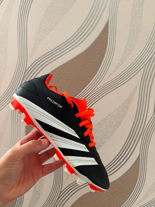 ghete de fotbal adidas predator,marimea 40 2/3