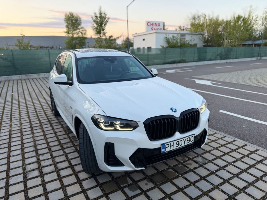 BMW X3 Plug-in Hybrid / Trapa Panoramica / M Sport / Full LED  / Impecabila