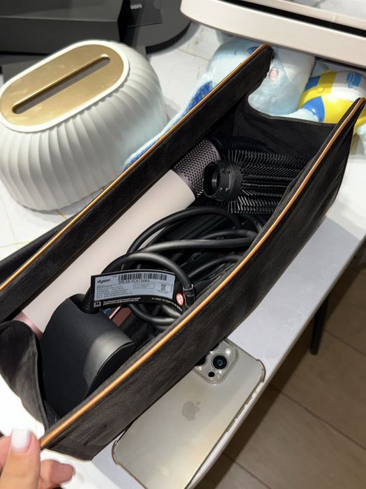 Продам Дайсон Dyson Coanda HS09