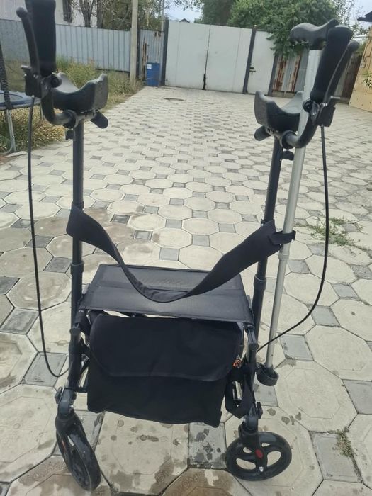 Ходунки для пожилых