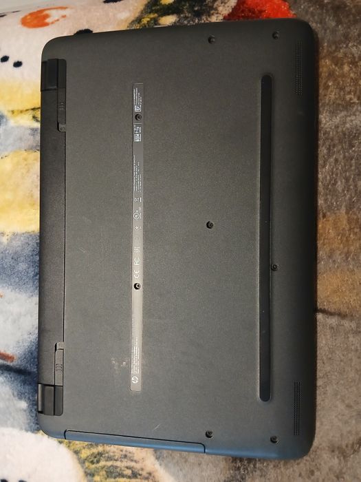 Лаптоп HP 250 G4 в добро състояние