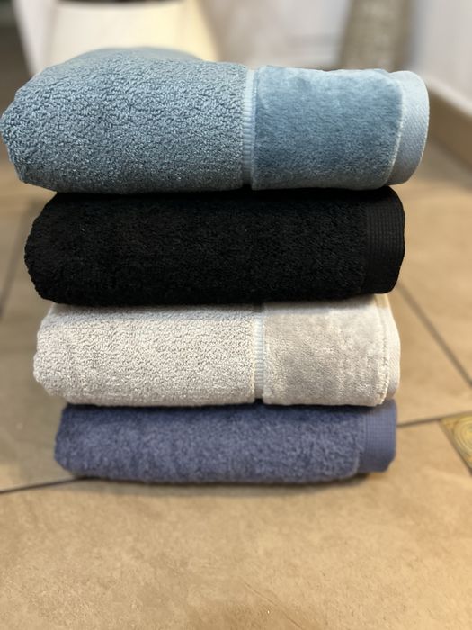 Set de 4 prosoaoe de baie