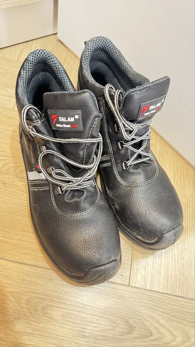 Рабочие  ботинки