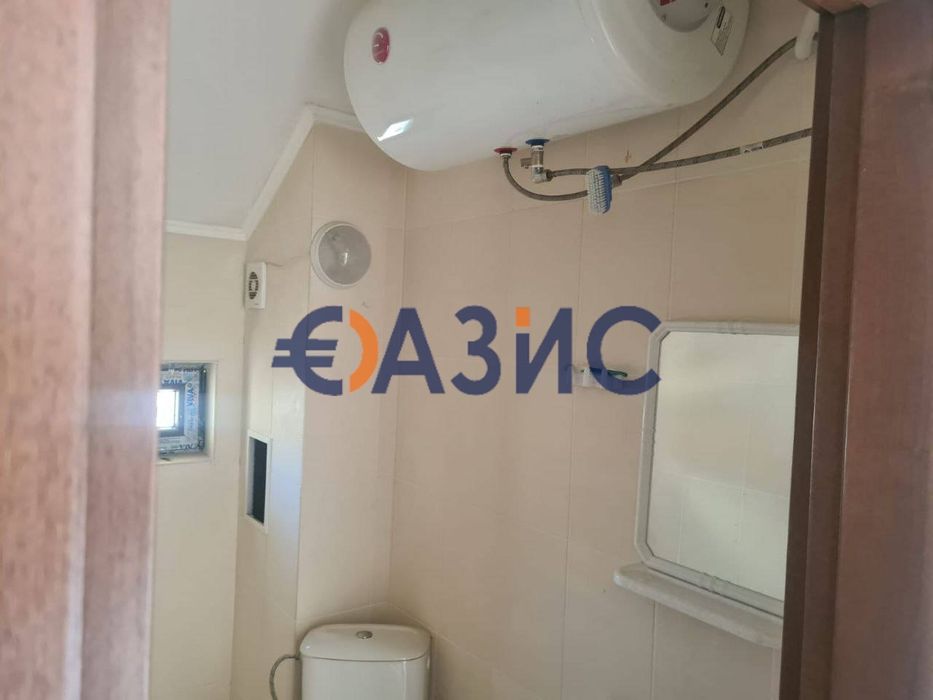 Продава се Двустаен апартамент в Бургас, Сарафово - 56 кв.м за 1786 €/кв.м - Снимка #12