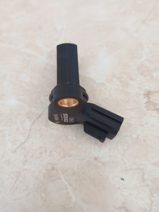 Продам датчик коленвала