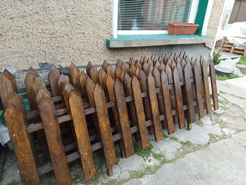 Продавам дървени огради