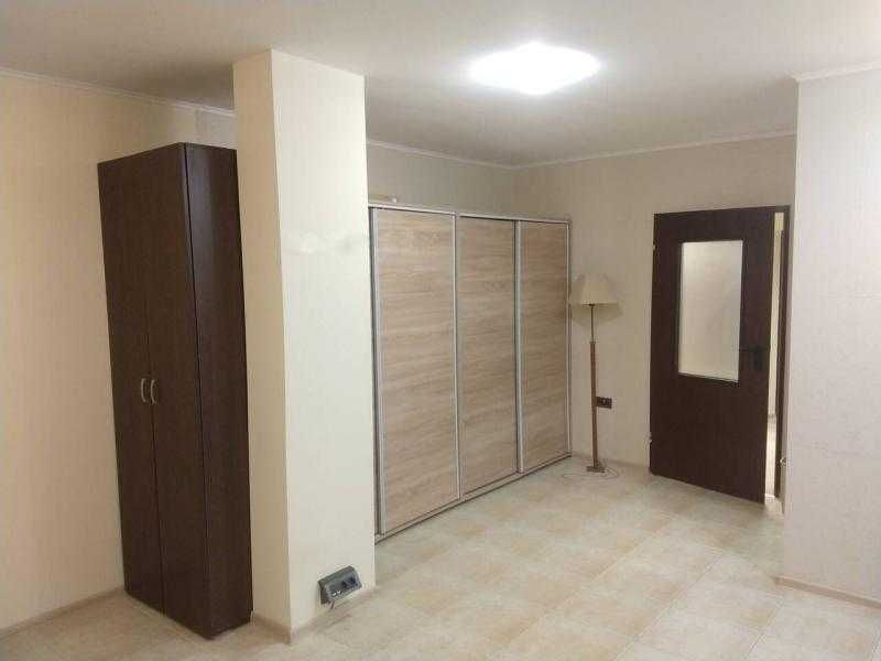 Топ имот! Просторен двустаен апартамент в Центъра!