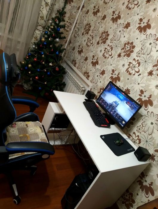 Кампании стол письменный стол для учебы белый