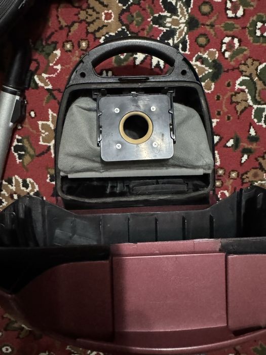 Пылесос Samsung 2400w