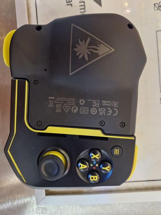 Bluetooth controller Turtle Beach Atom