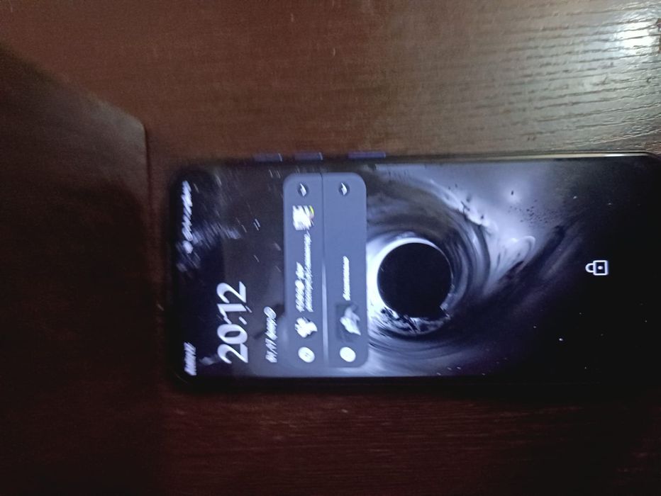 Продам,обменяю meizu 25