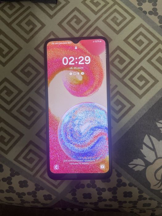 Samsung A04e продам