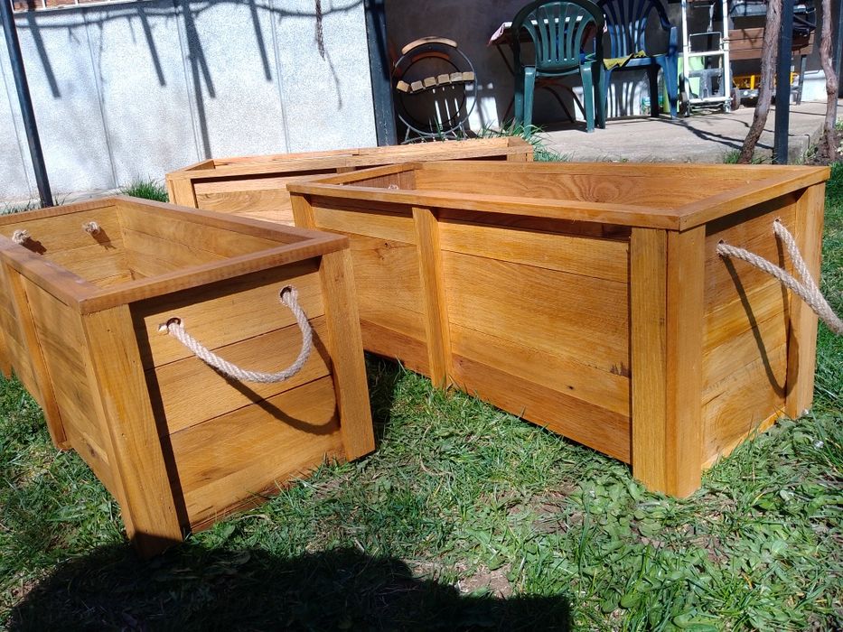 Кашпи дървени кашпи