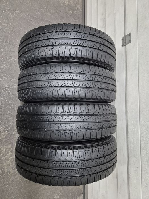 Anvelope 215 70 15