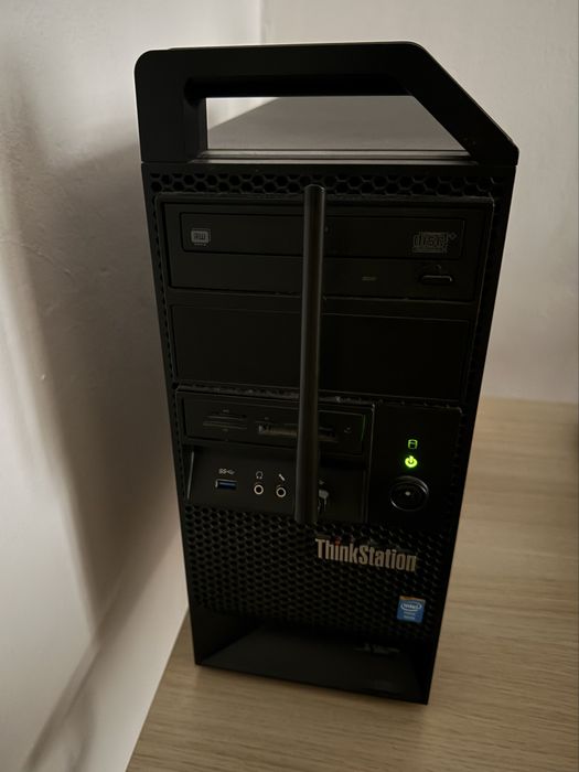 Lenovo ThinkStation / 32GB RAM / NVIDIA Quadro M4000 8GB / SSD+HDD