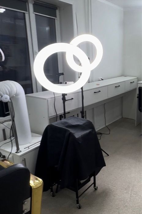 Шкаф для салона красоты