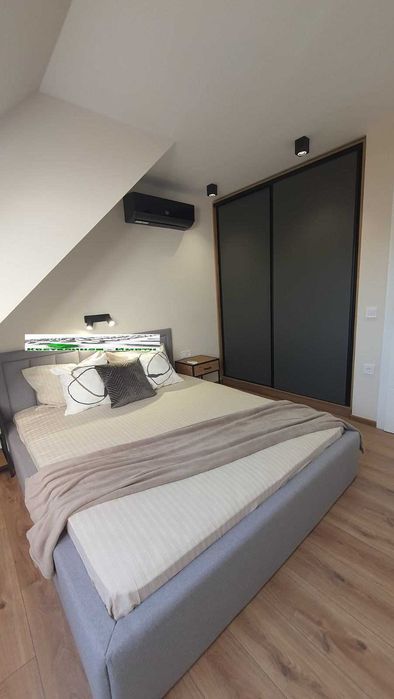 Дава се под наем Тристаен апартамент в Пловдив, Каменица 1 - 100 кв.м за 1000 € - Снимка #14