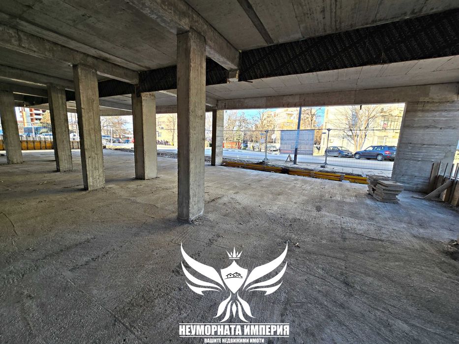 Под наем помещение, ателие, магазин, офис, склад 300кв.м гр.Асеновград