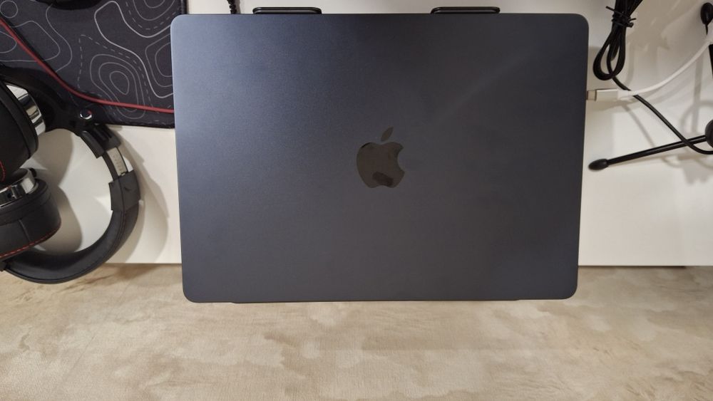 Макбук эйр м2 13.6 (MacBook air M2)