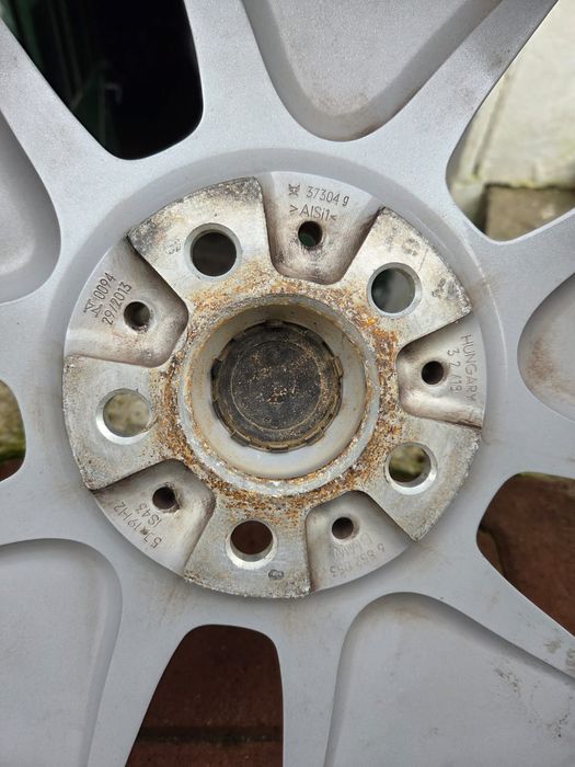 Roti BMV cu anvelope de iarna Brighestone