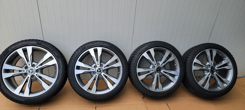 Jante 18- 2 latimi originale mercedes c class a class CLA fara anvelop