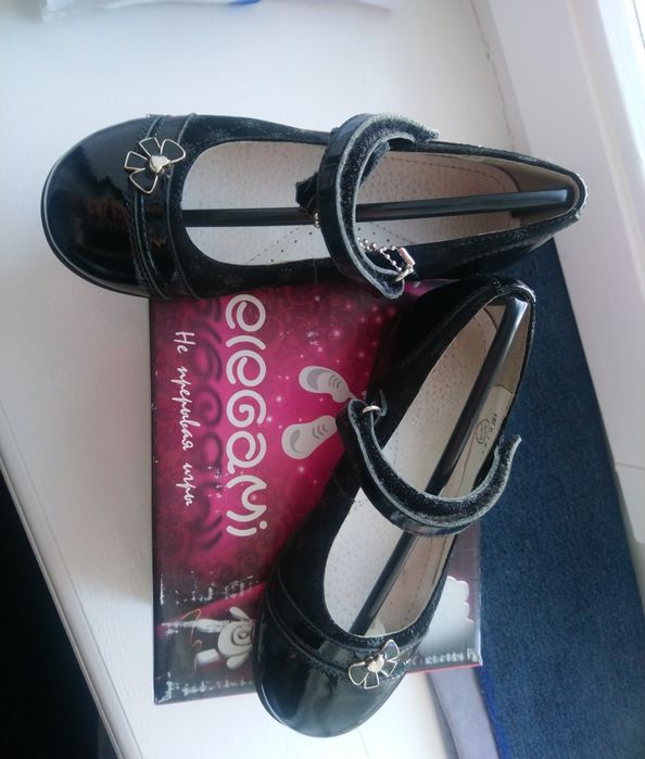 Обувь детская новая