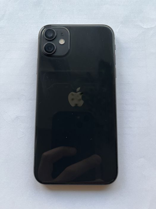 iPhone 11 64GB черный