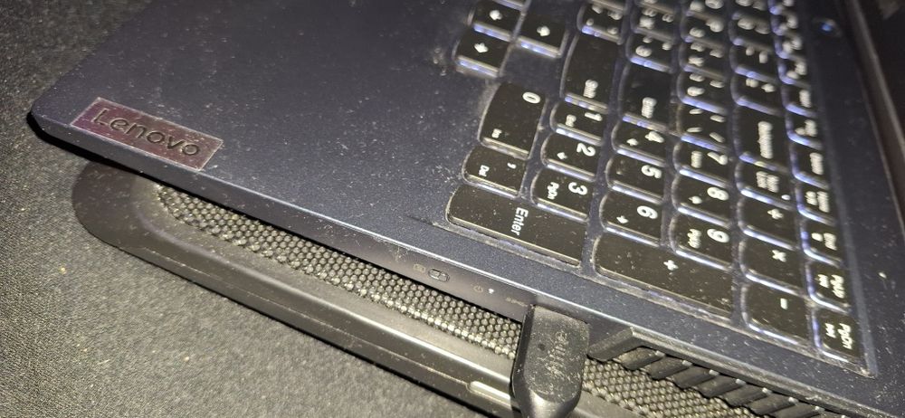 Продам ноутбук lenovo legion 5