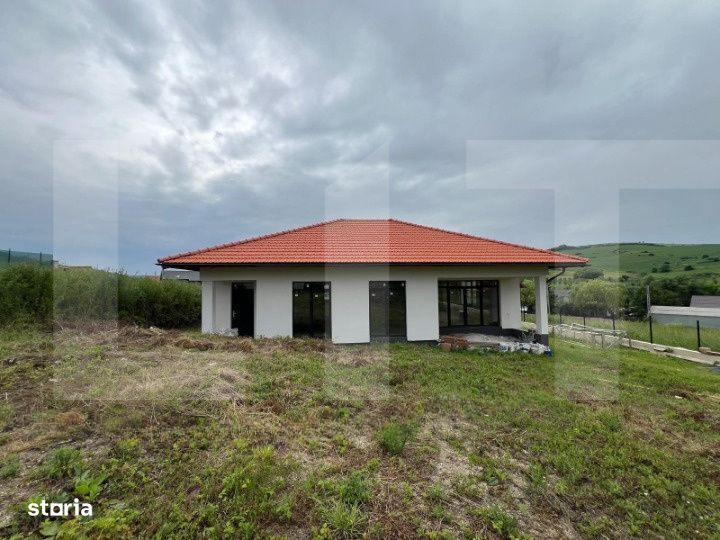 Casa moderna pe un nivel, finisaje la alegere | teren 1112 mp | Apahid