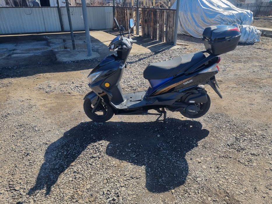 Продам скутер в идеальном