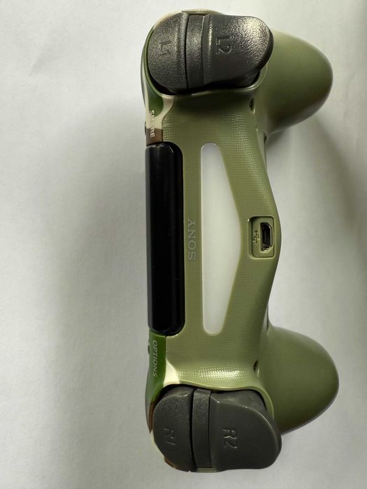 Sony DualShock 4 Green Camo Реновиран като нов 2 г. гаранция JDM-040