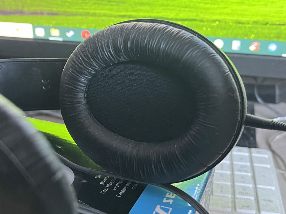 Продам наушники Sennheiser HD 206