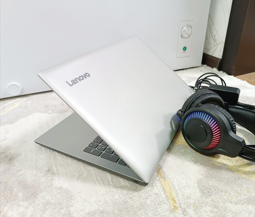 НОУТБУК Lenovo i3-7020 Windows 10.
