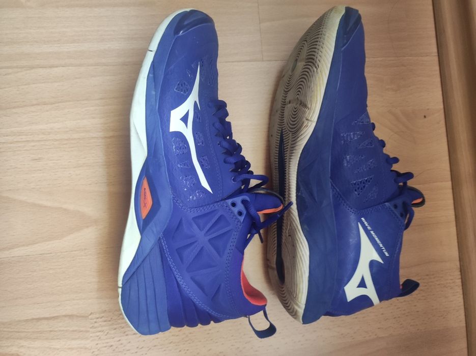 Маратонки Adidas,Mizuno,Nike