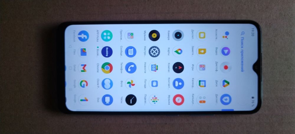 Продаётся телефон Realme C21Y