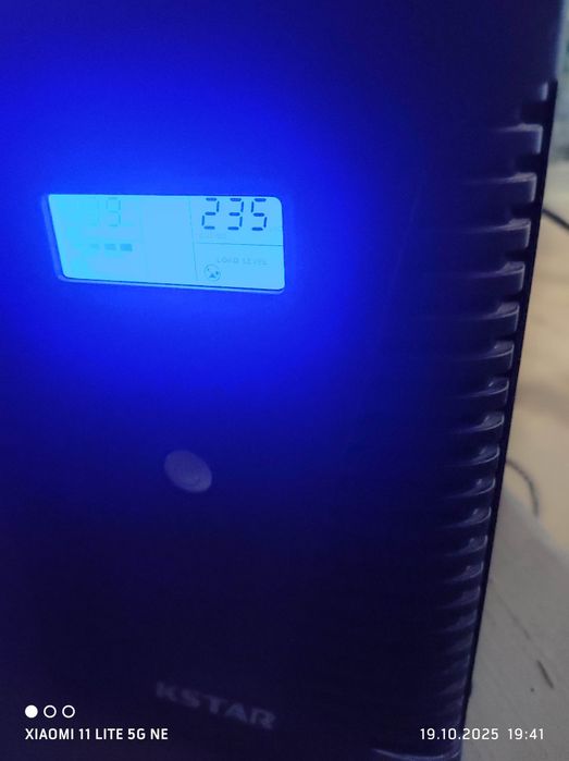 UPS kstar 3000w sotiladi yaxshi holatda