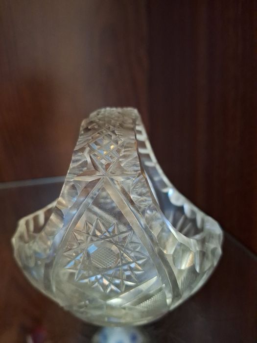 Продавам ретро кристална кошничка