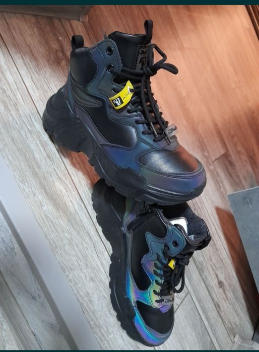 Демисезонные ботинки для девочки