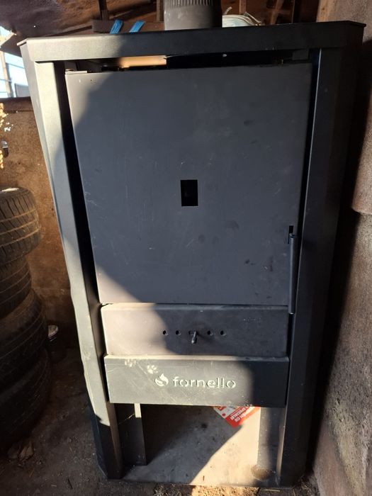 Termosemoneu pe lemne