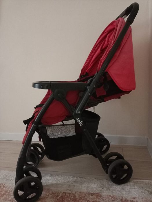 Коляска JOIE в хорошем качестве