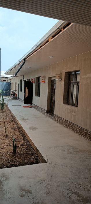 Nazarbekta uchaska sotiladi 5.5 yarm sotik yekgi qurilgan joy