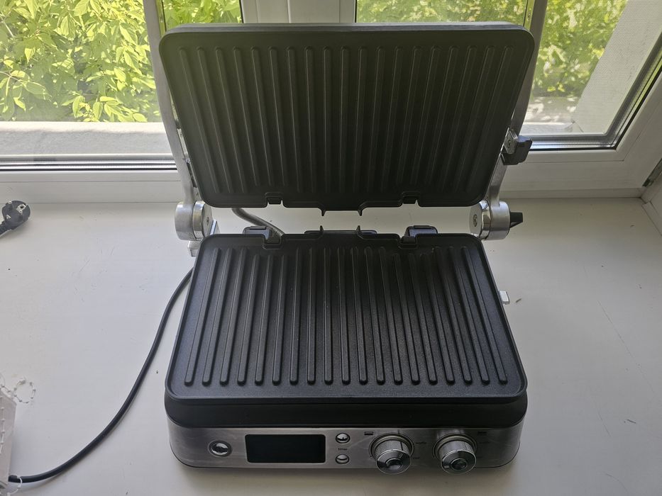 Гриль Braun CG9047 серебристый