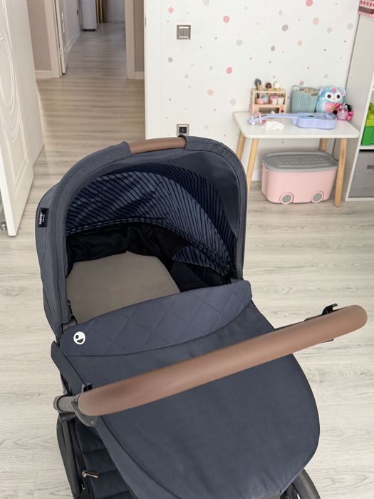 Коляска Easywalker Harvey3 premium в синем цвете