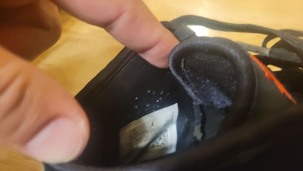 Nike Jordan Zion 2 marime 36.5 în stare foarte buna